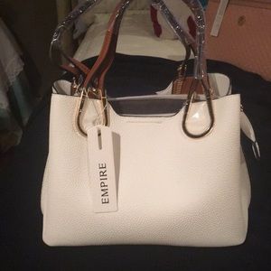 White handbag with optional long strap
